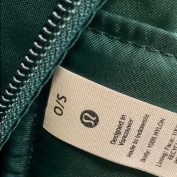 * Lululemon Dark Green Everywhere Backpack Personalized * main image 8